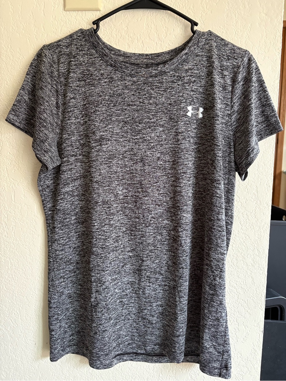 Under Armour Women's Gray Heather Short Sleeve Performance Tee